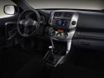 Toyota RAV4 2005 года